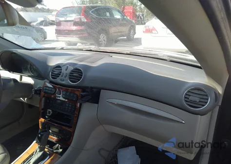 2004 Mercedes-Benz Clk 500 из США, поврежденный, VIN WDBTK75G14T004793